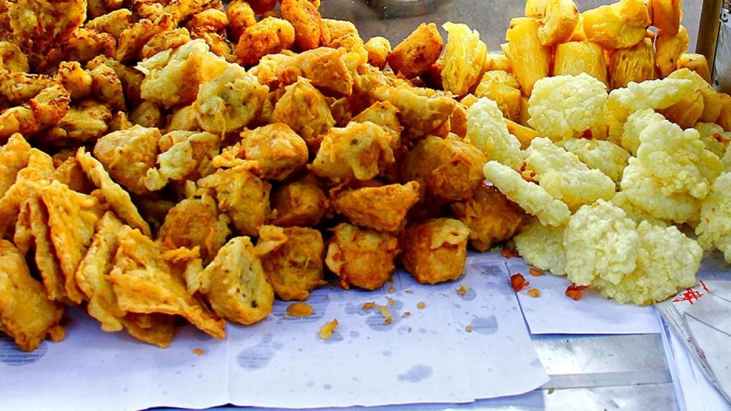 Pantangan Makanan Penderita Batuk Membandel