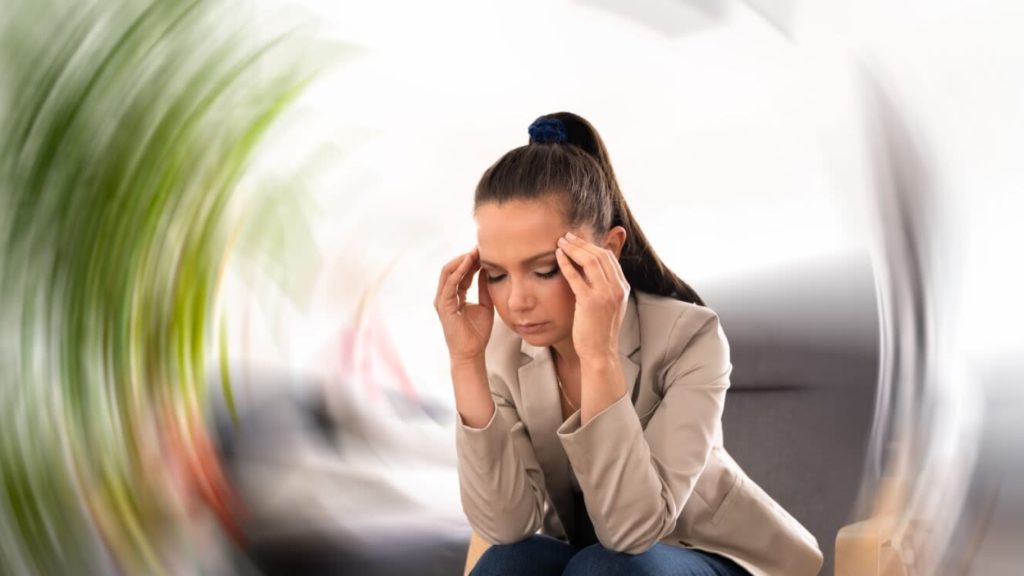 Cara Mengobati Sakit Vertigo Dengan Terapi Jarak Jauh Bersama Sinshe Toto